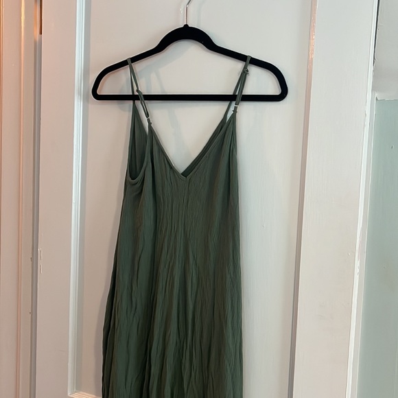 Olive Green Maxi Dress - Picture 3 of 4